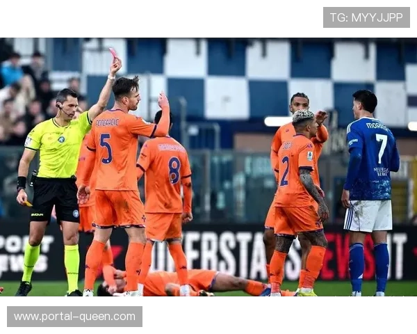 科莫主场对阵佛罗伦萨，黑马冲击欧战迎战保级劲旅