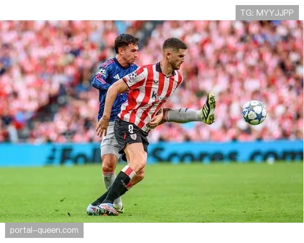 西甲官方制作战术历史专题：回顾梦三巴萨“tiki-taka”中的肋部渗透艺术